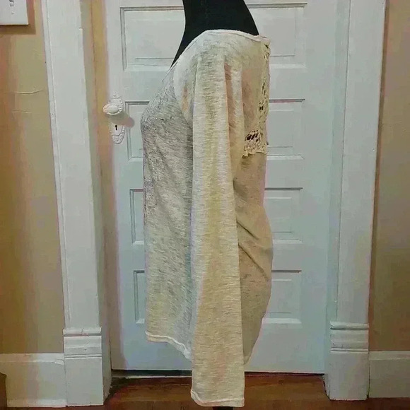 Maurices lightweight sweater #0015A - Picture 3 of 7